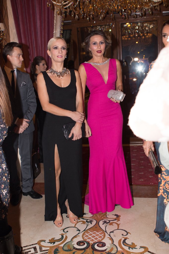 Vedeta tv a purtat o rochie foarte sexy