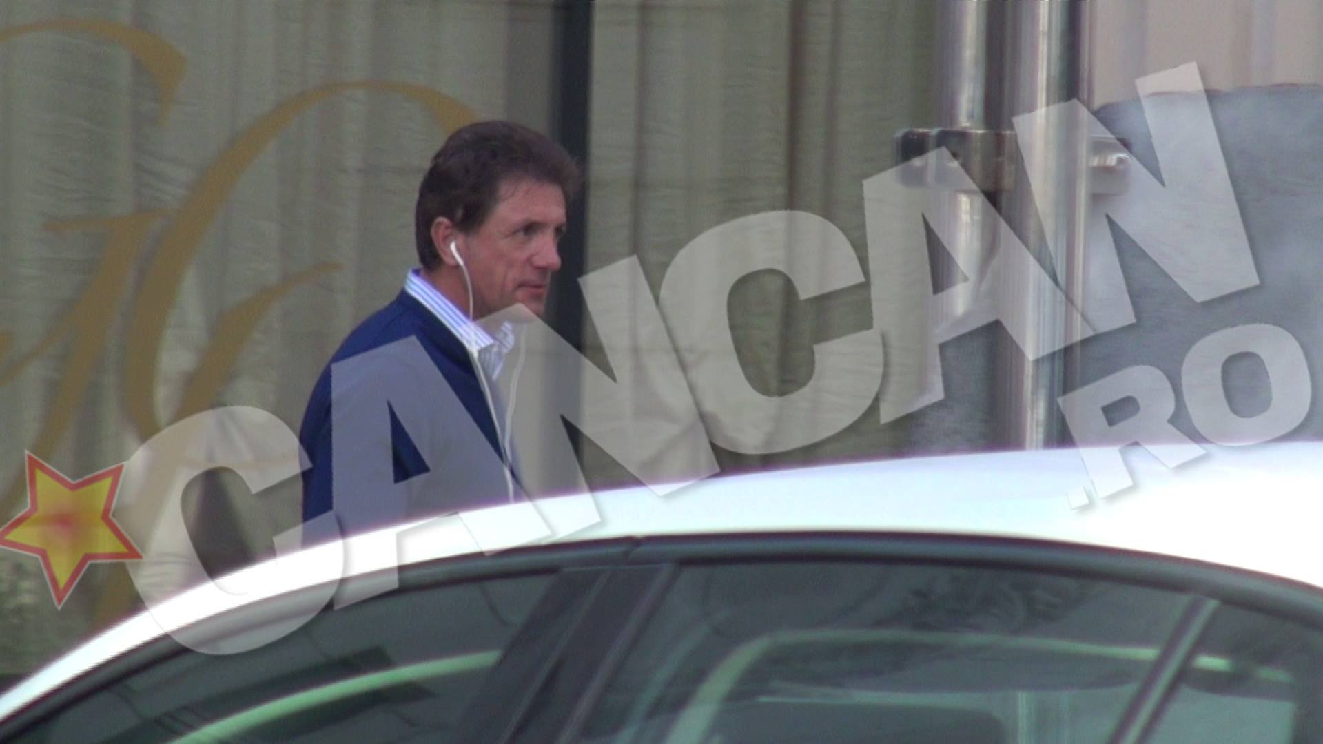 Fostul capitan al Barcelonei ia la rand strazile din Capitala, caci i-a lipsit sa se plimbe prin oras