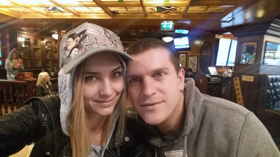 Adina continua sa slabeasca