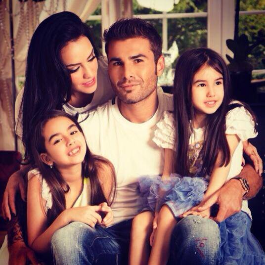 Fotbalistul a fost casatorit si cu Consuelo, impreuna cu care are doua fetite