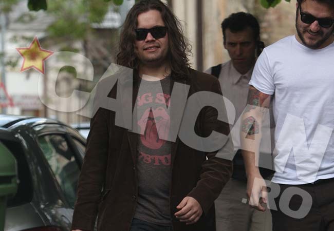 Radu Almăşan a ieşit în oraş cu prietenii.