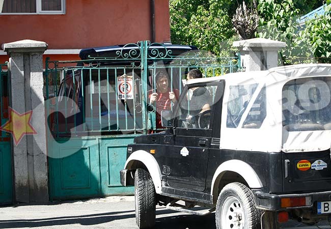 Mihai Mărgineanu are un desen obscen pe maşină.