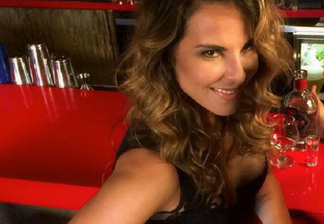 Aşa arată la 43 de ani Kate del Castillo.