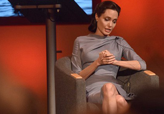 Angelina Jolie a ajuns de nerecunoscut.