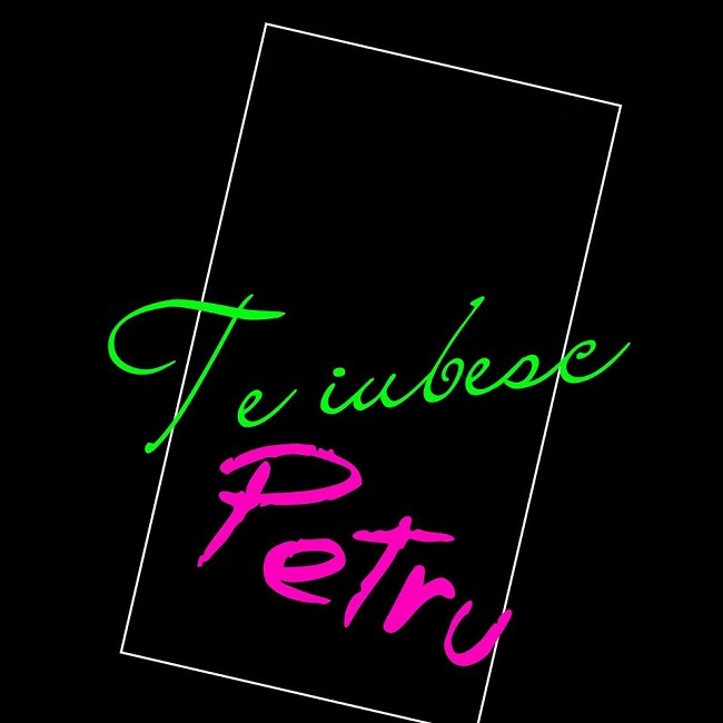 Raluca a postat acest mesaj de dragoste pe Facebook pentru iubitul ei, Petru.