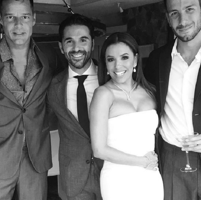 Eva Longoria s-a căsătorit cu Jose Baston.