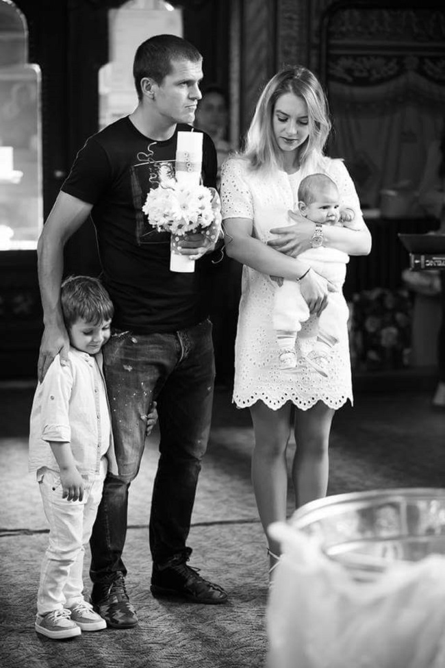 Adina Bourceanu şi soţul ei au fost naşi de botez.