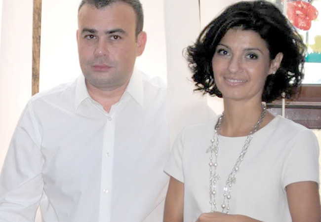 Darius Vâlcov şi Lavinia Şandru s-au despărţit.