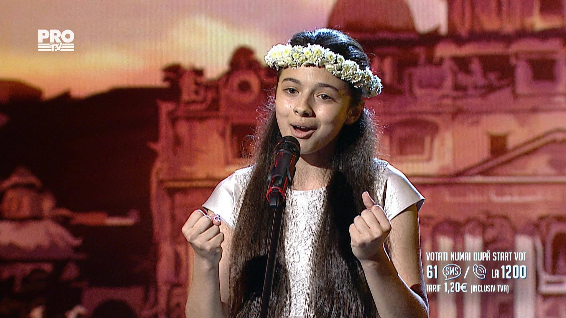 Laura Bretan, copilul cu voce de aur de la Românii au Talent, a ridicat o sală întreagă în picioare