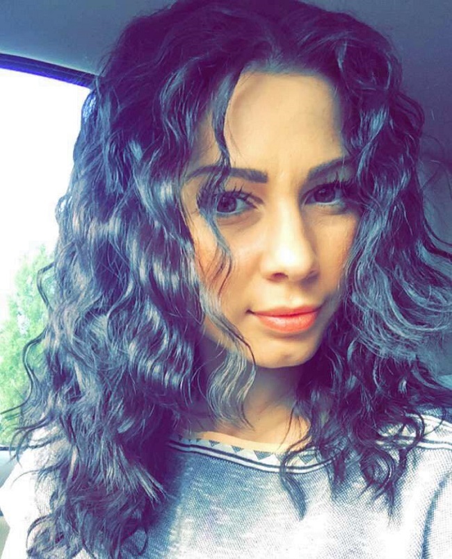 Iuliana Luciu şi-a schimbat look-ul.