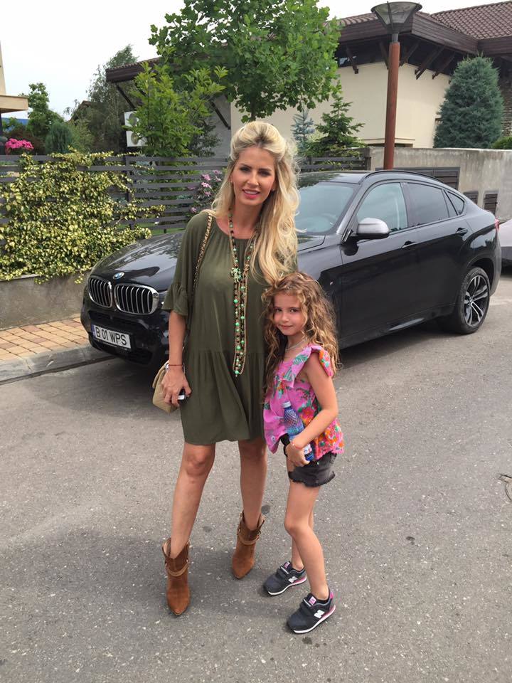 Andreea Bănică a purtat haine largi în uştima perioadă ca să nu se dea de gol.