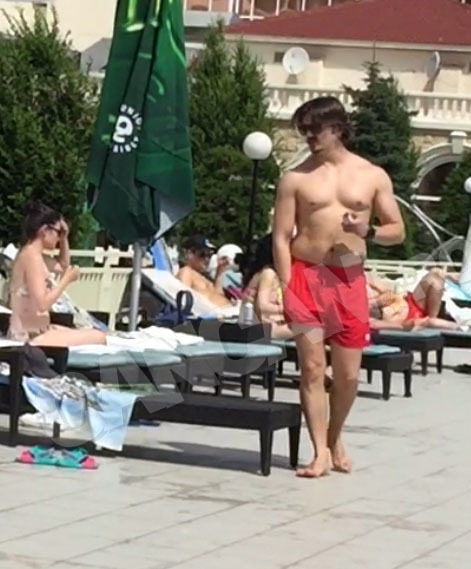 Mihai Petre s-a îngrăşat.