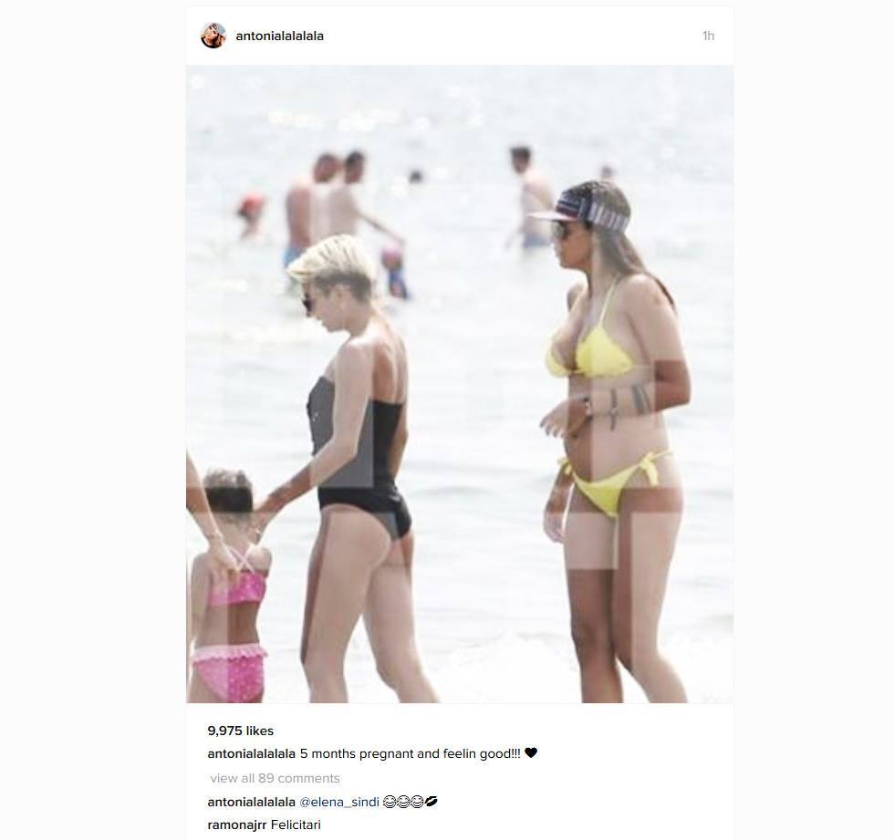 Antonia a fost surprinsă în costum de baie.