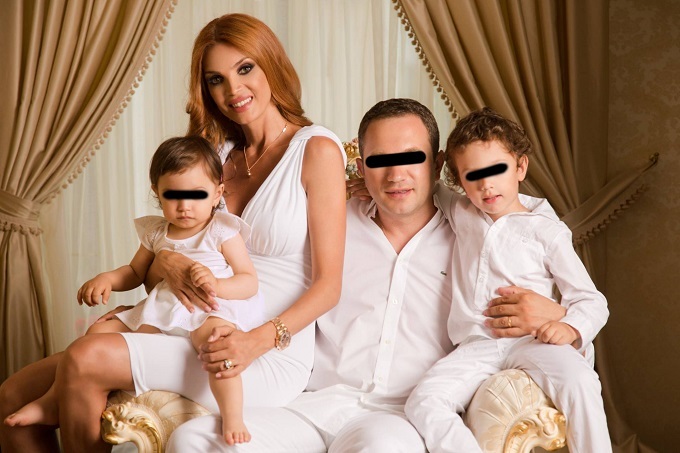 Cântăreaţa a divorţat la notar după opt ani de căsnicie.