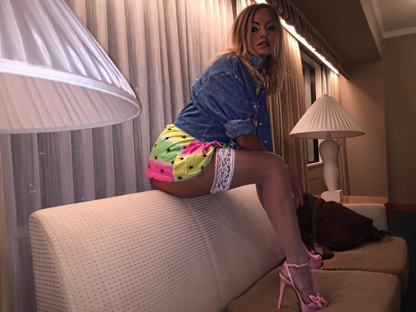 Vedeta a apărut într-o ipostază incendiară.