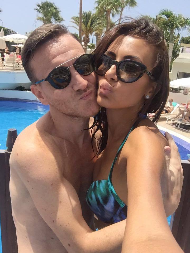 Nicolae Mitea se iubeşte de câteva luni cu o tânără pe nume Irina.