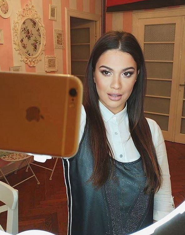 Betty Salam a fost comparată cu Kim Kardashian