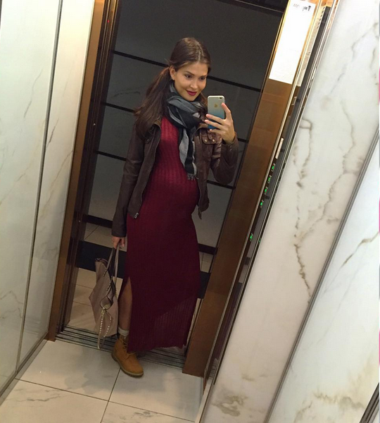 Alina mai are doar o lună până va naşte al doilea copil.