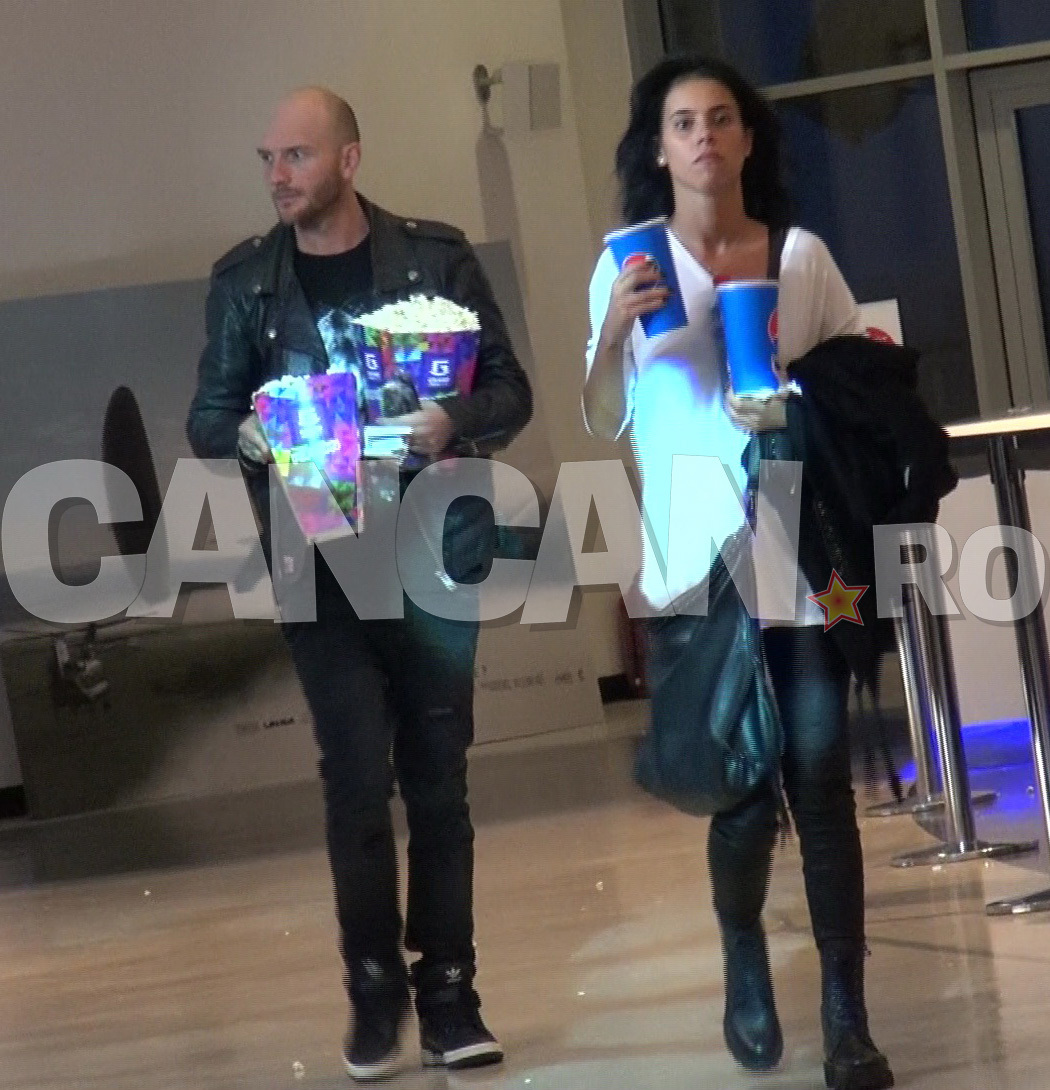 Bordea a mers cu soţia lui la cinema.