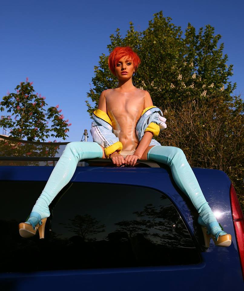 Aceasta este imaginea cu Alexandra Stan care a creat revoltă printre fani.