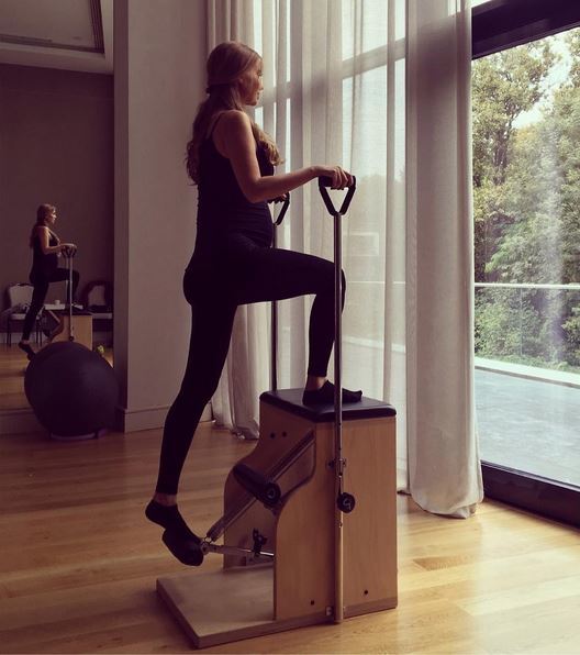 Marina Dina a postat prima imagine cu burtica de gravidă