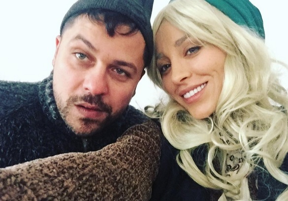 Ruby s-a pozat alături de Augustin Viziru.