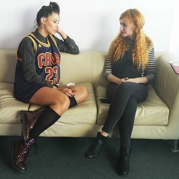 Imaginea asta i-a îngrijorat pe fanii cântăreţei.