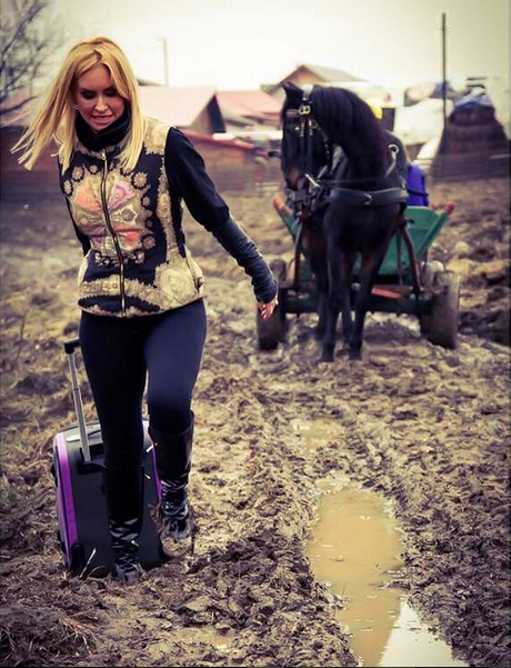 Vica şi-a amuzat fanii cu această imagine.