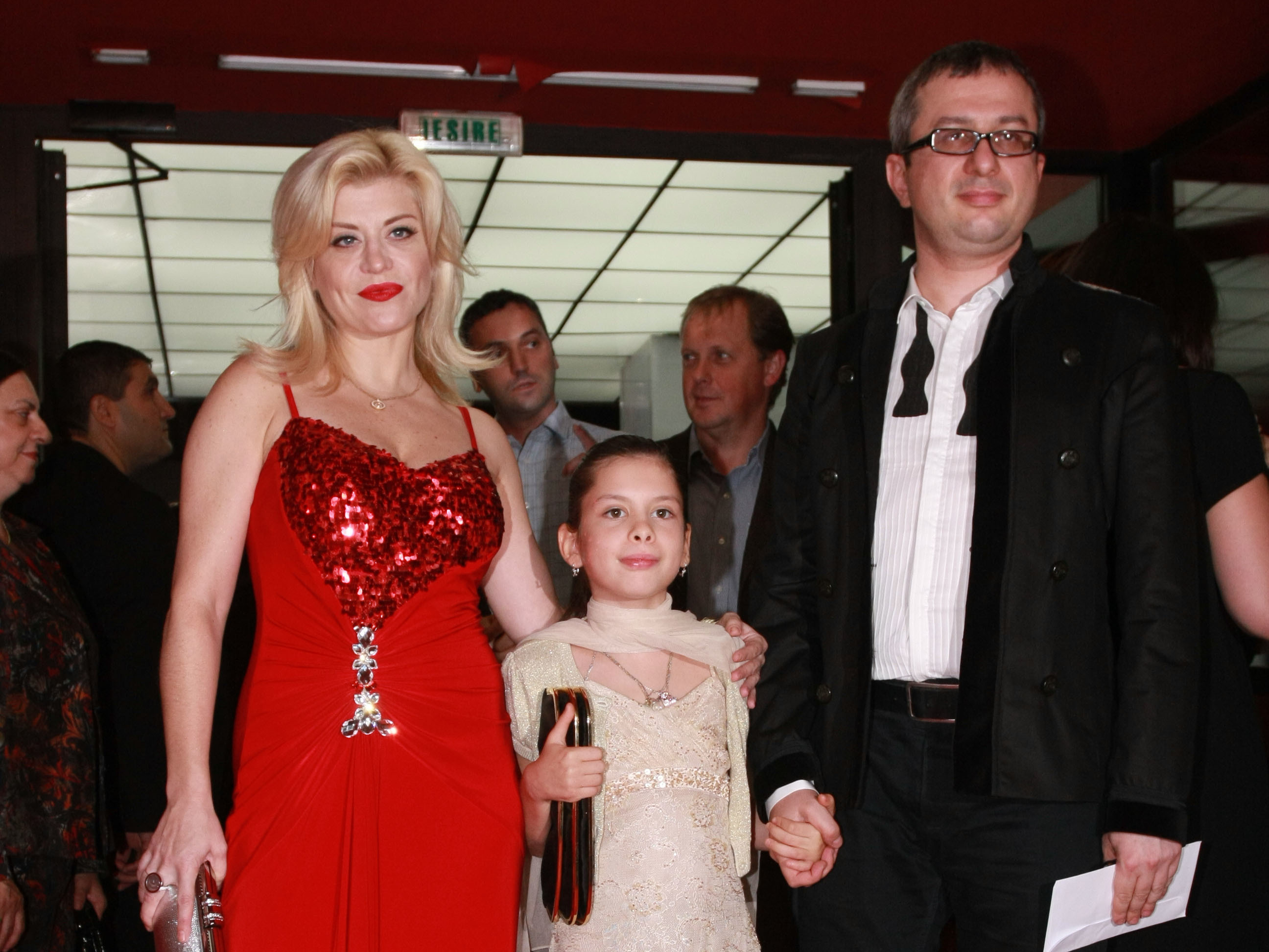 Loredana este căsătorită de 18 ani cu Andrei Boncea. Ceo doi au o fiică, Elena (18 ani)