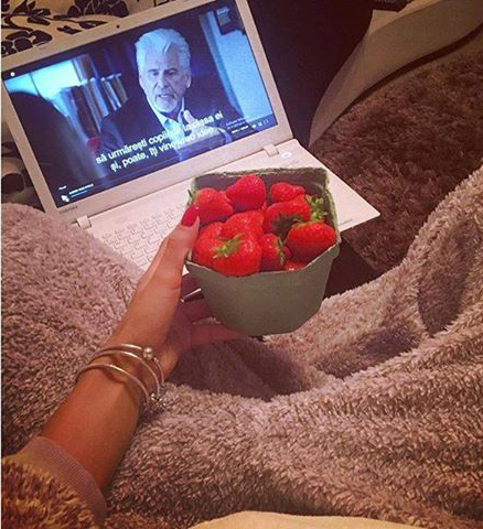 Aşa şi-a petrecut Adelina seara