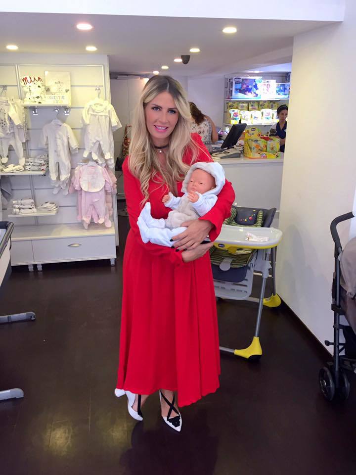 Andreea Bănica a ”testat” ipostaza de proaspătă mămică