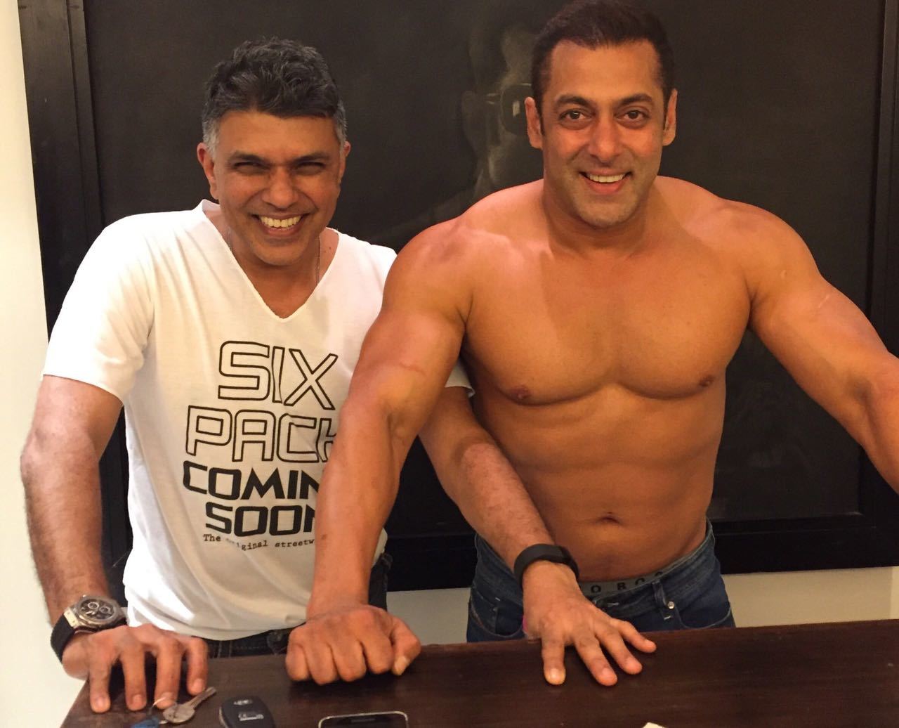 Salman Khan şi-a etalat muşchii
