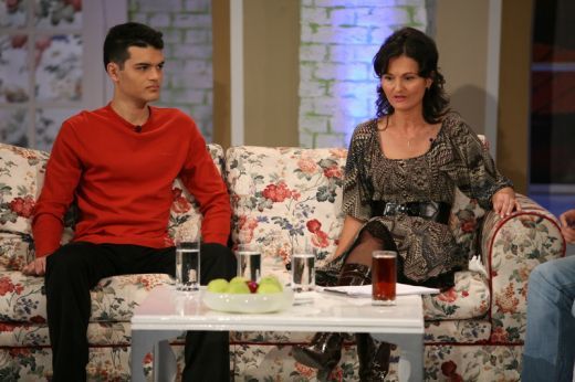 Adina şi Ionuţ au povestit la TV cum a decurs viaţa fără Luchian