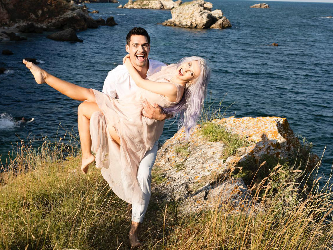 Andreea şi George sunt foarte fericiţi că sunt părinţi