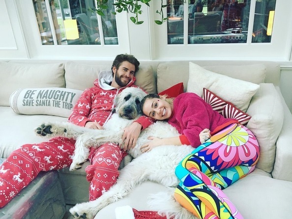 Fanii cântăreţei au reacţionat imediat când au văzut fotografiile.