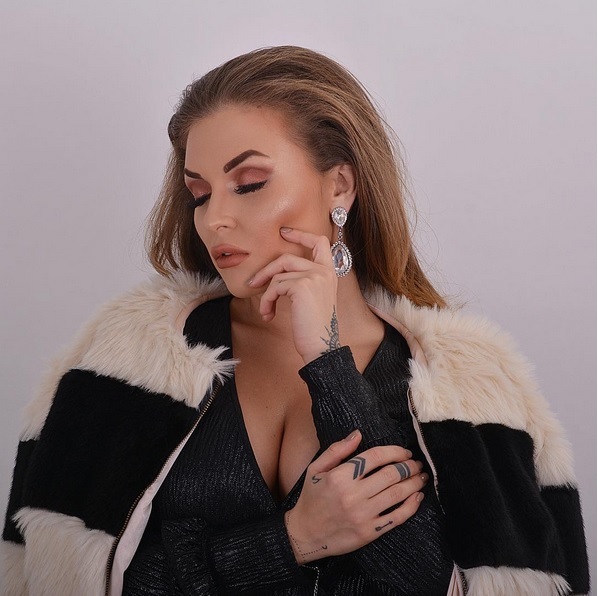 Oana Radu şi-a îngrijorat fanii.