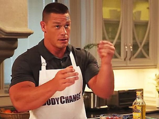 John Cena are o dietă bogată în proteine 