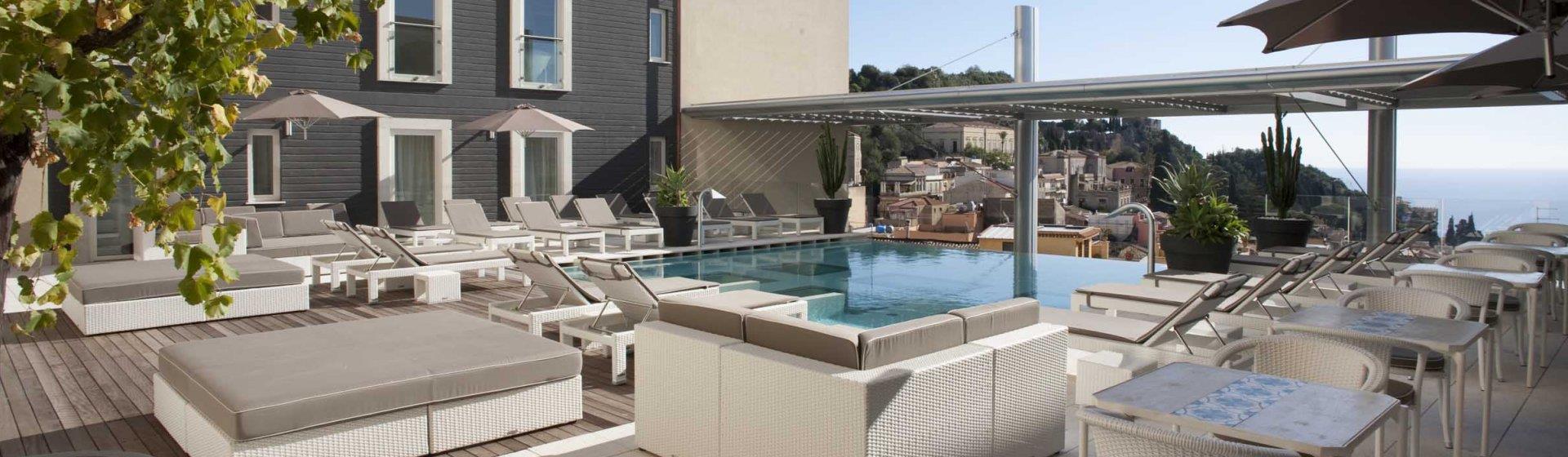 Acesta este hotelul în care s-au cazat Andreea Marin şi fiica ei