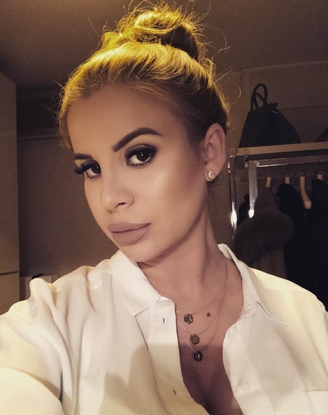 Marina Dina le-a arătat internauţilor ultimul selfie cu ea înainte să devină mămică