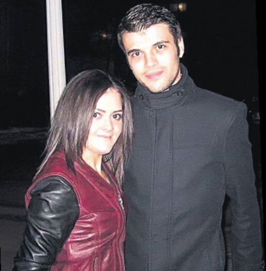 Florentina a fost trădată de Marius Elisei, cel care a ales să se căsătorească cu Oana Roman pentru banii şi faima ei, conform spuselor fostei iubite.