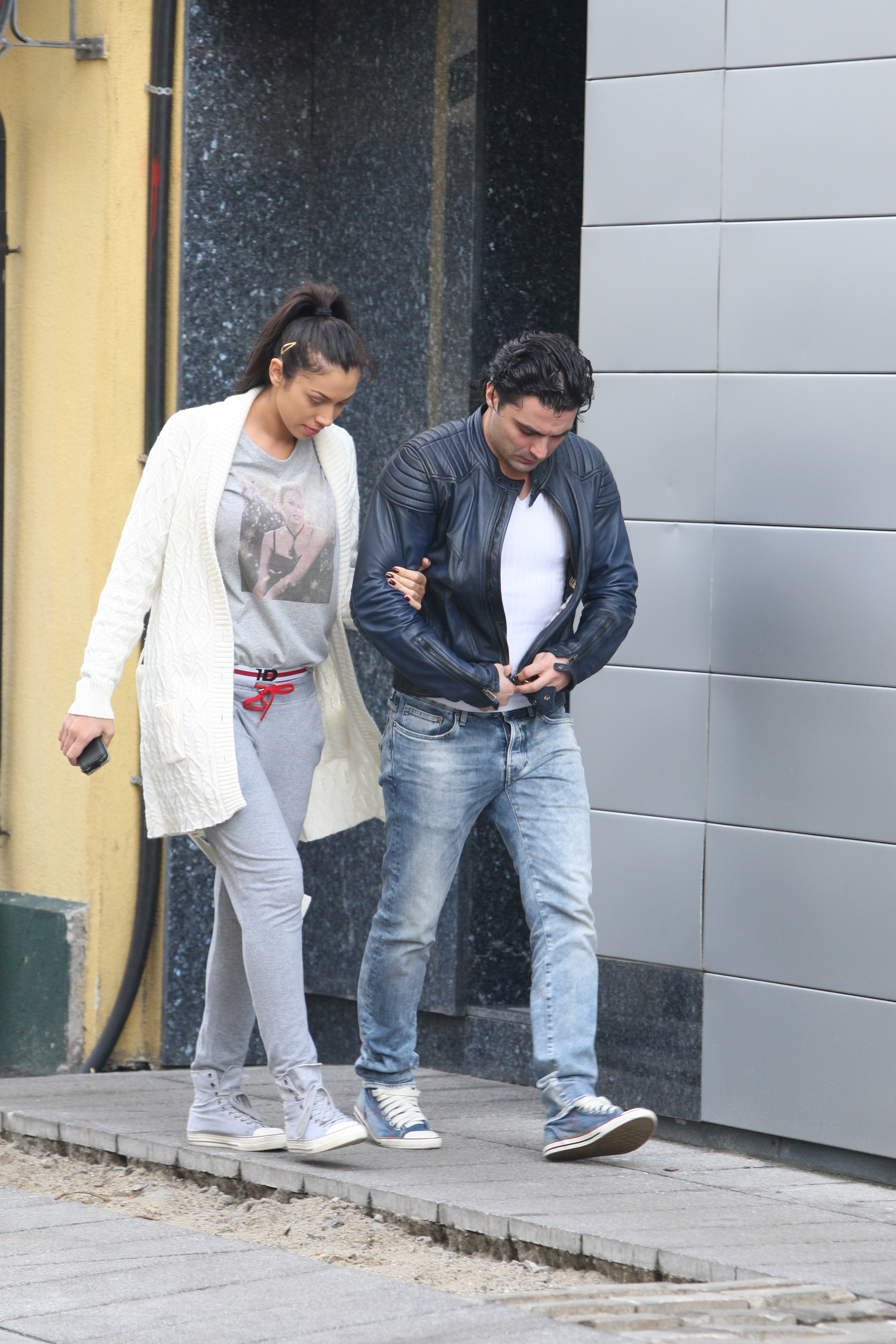 Pepe a iesit la plimbare cu Raluca