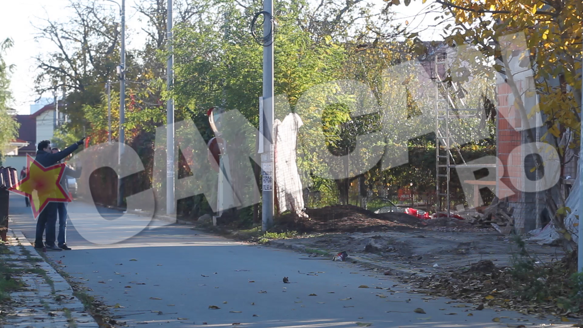 Barbatul nu se sfieste sa arate locurile unde nu-i convine cum s-a lucrat