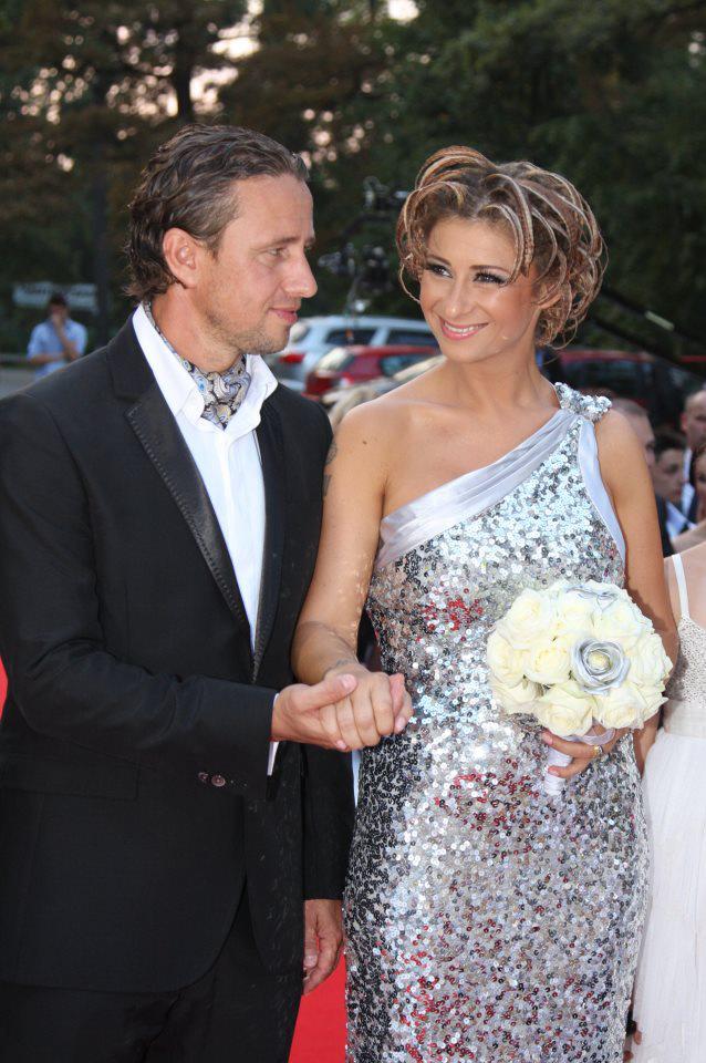 Ana Maria Prodan si Laurentiu Reghecampf au avut parte de o nunta ca-n povesti in Las Vegas