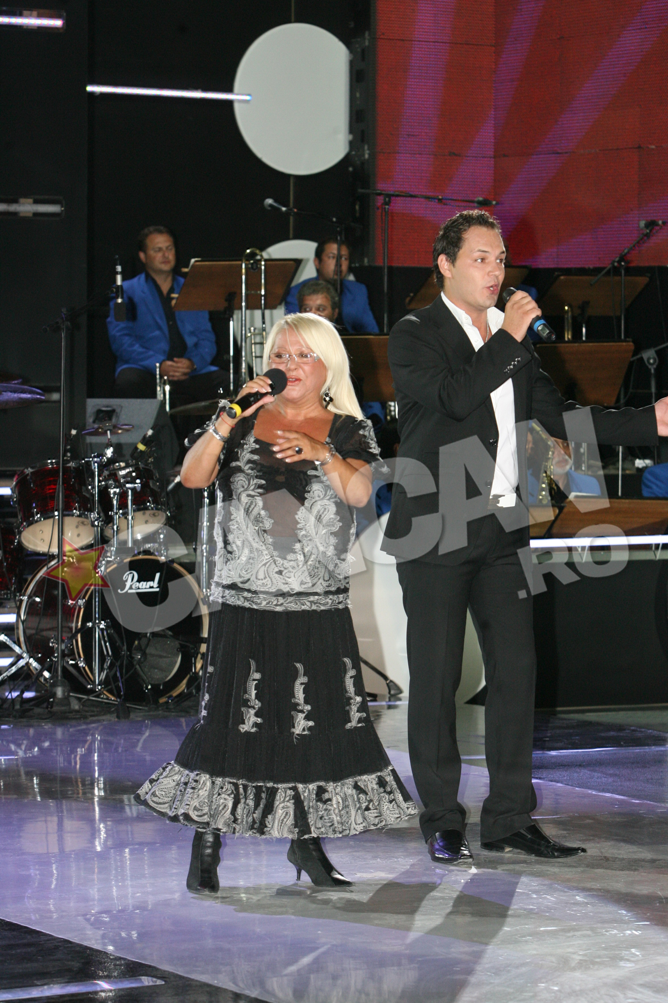 Mirabela Dauer este mandra de picioarele ei masura 34