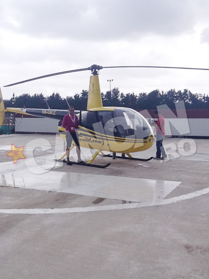 Bote a primit fericit invitatia de a zbura la bordul unui aparat de zbor performant