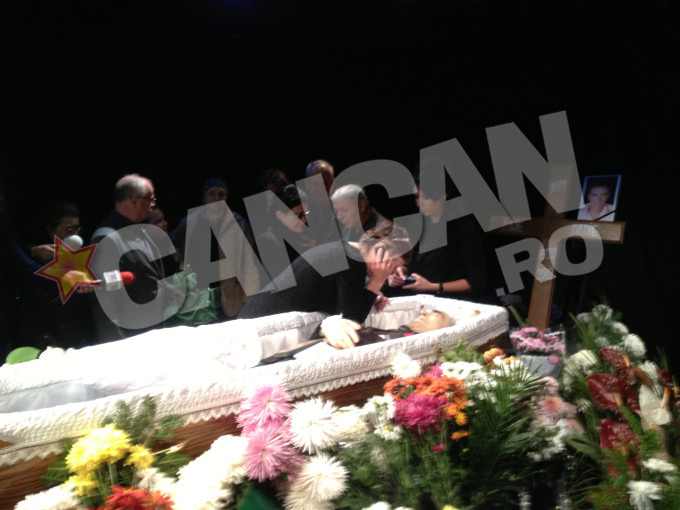 Prima apariţie TV a Ancăi Pandrei, după moartea lui Iura: