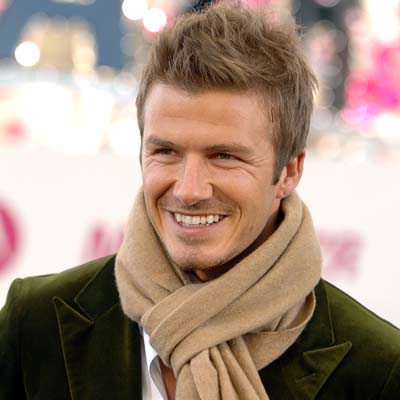 Cătălin Botezatu, extravagant până-n pânzele albe! Designerul face un tratament facial cu sânge, la fel ca Beckham!