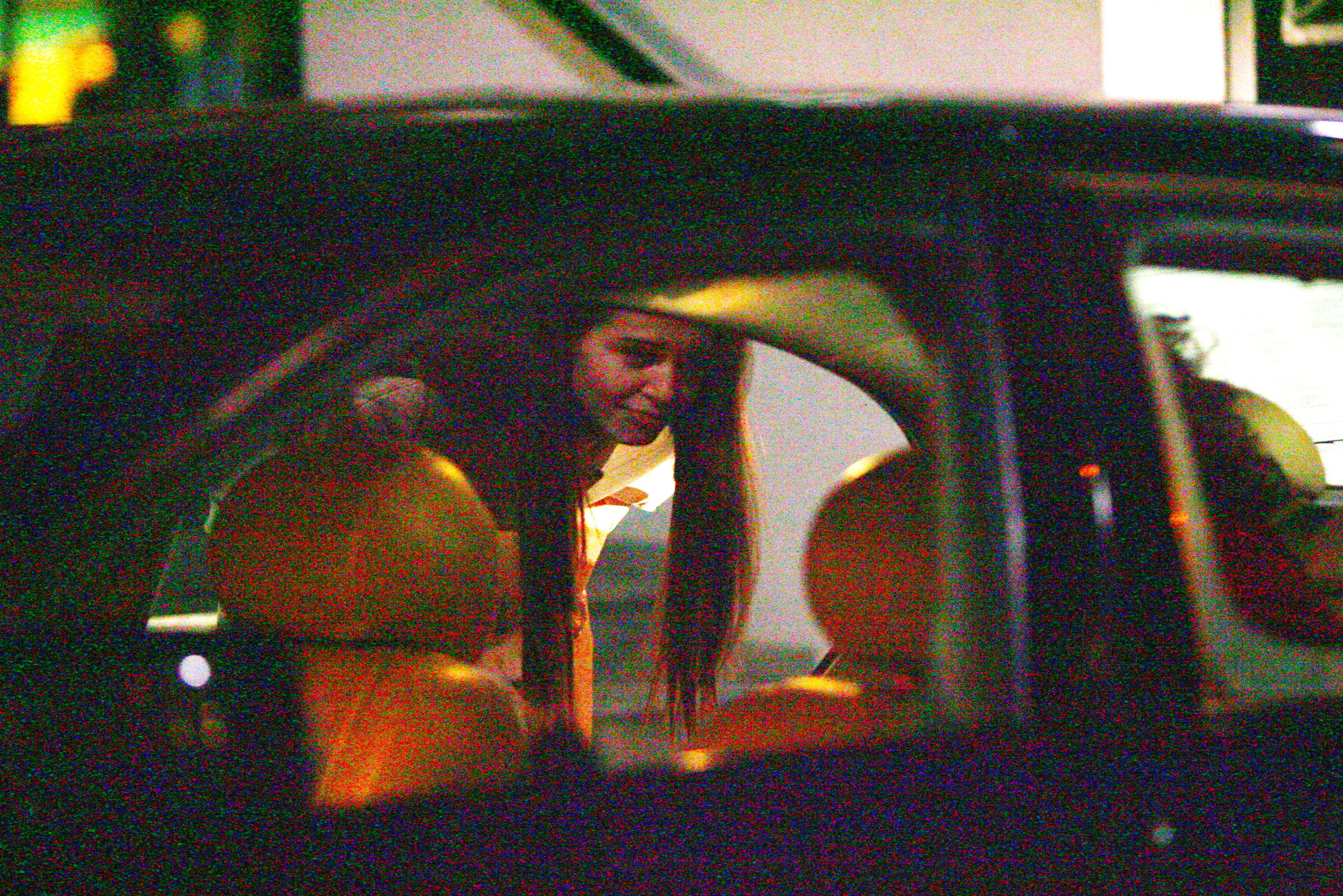 Moni isi ia rams bun de la fiica ei