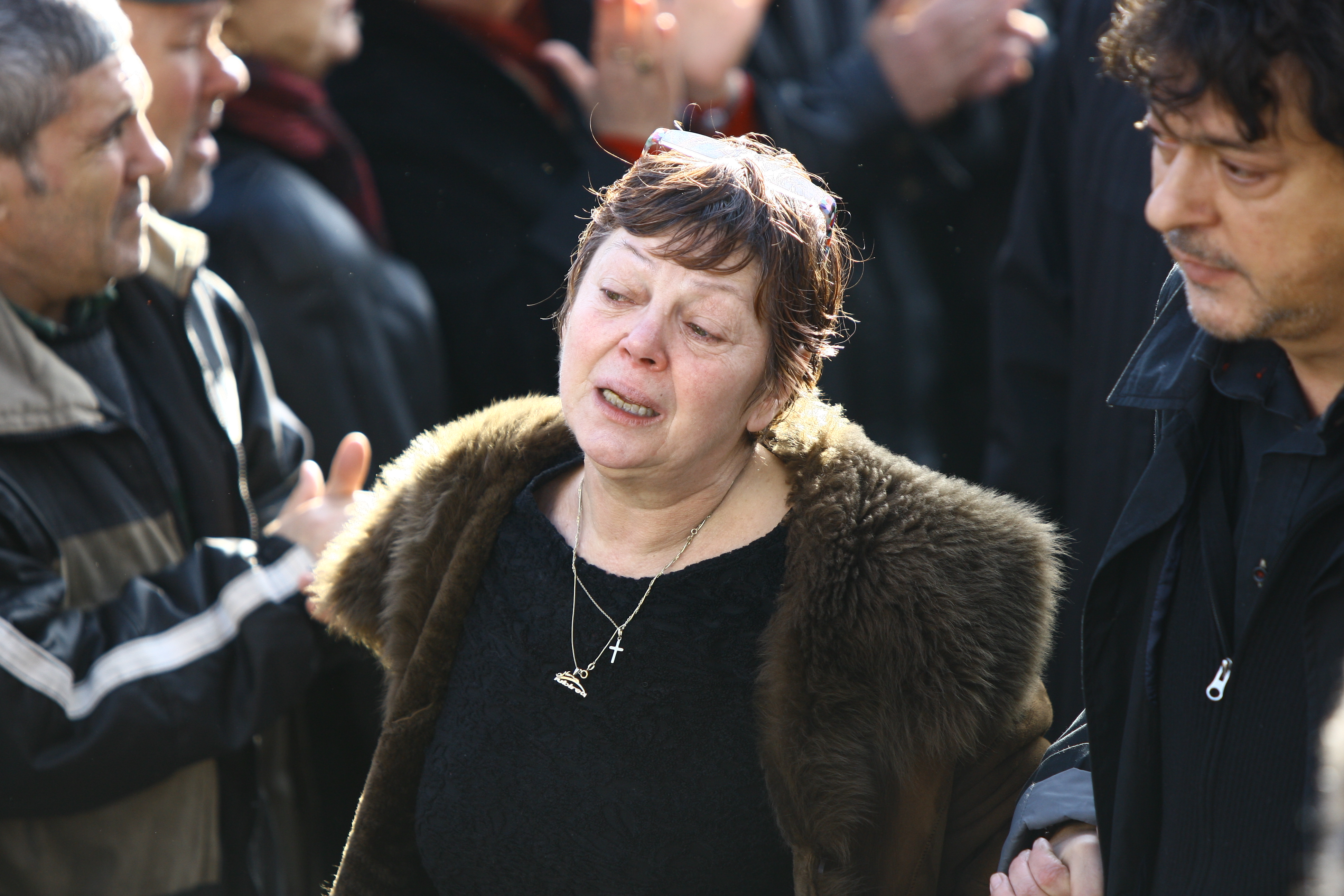 Actrita a fost sfasiata de durere la inmormantarea lui Iurie Darie, care a avut loc duminica
