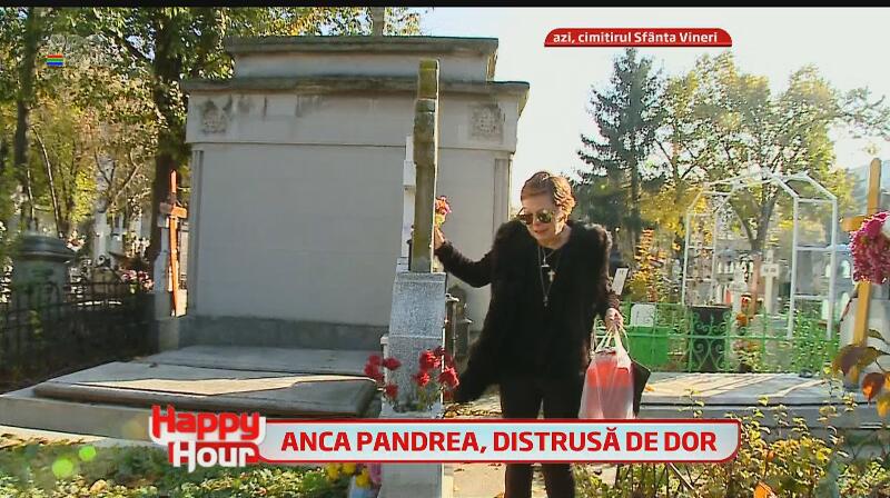 Anca Pandrea la mormantul Iurie Darie